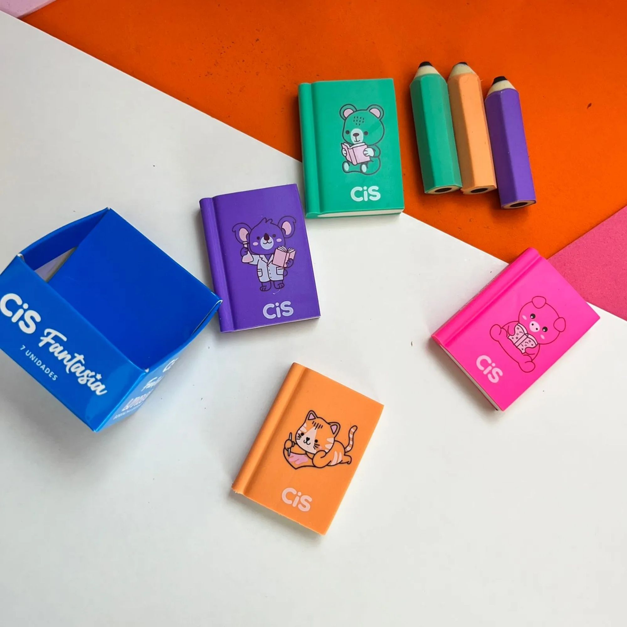 Borracha Fantasia 4 Livros + 3 Lápis | Cis